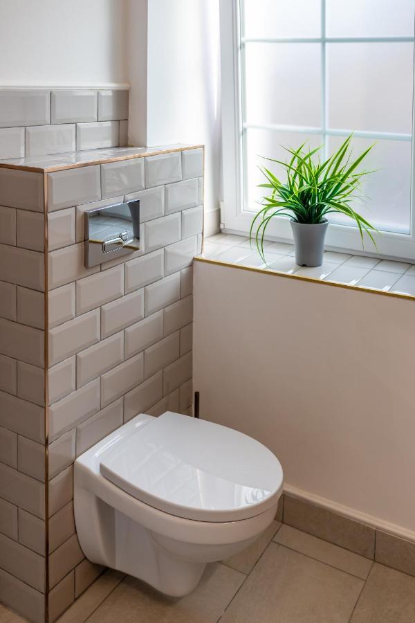 The Corner House Apartment Хунедоара Екстериор снимка